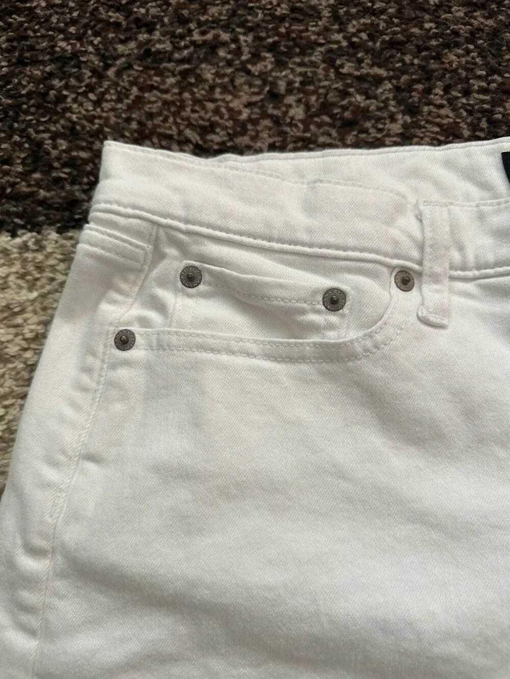 BANANA REPUBLIC (8) White Denim Roll Cuff Shorts 4